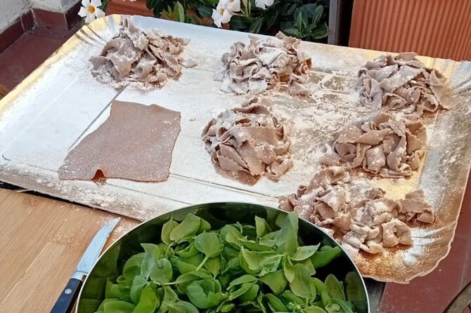 genoa-hands-on-gnocchi-pesto-home-cooking-class-unlimited-wine