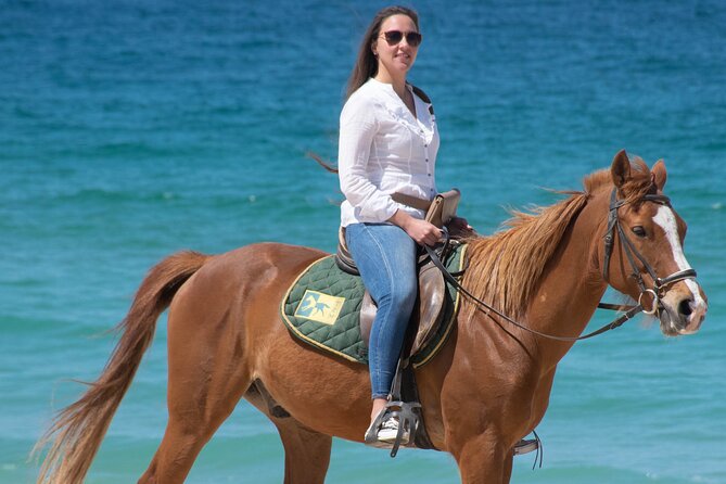 horse-riding-on-melides-beach
