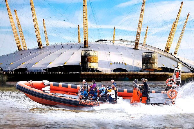 iconic-sights-of-london-high-speed-boat-trip