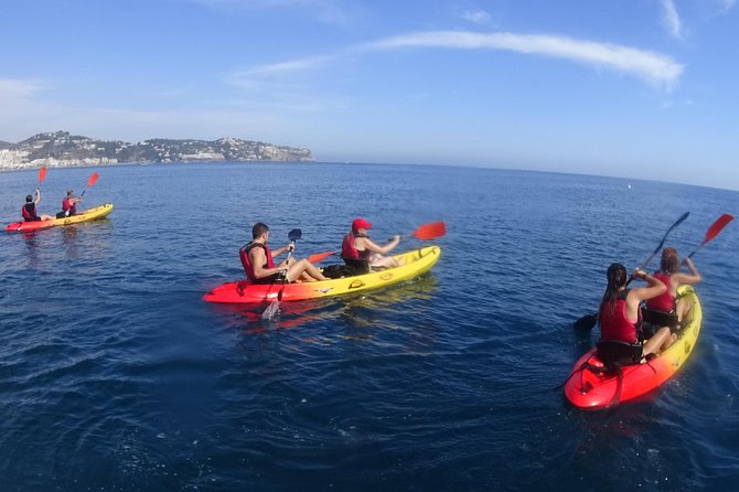 kayak-snorkel-tour-in-cerro-gordo-natural-park-la-herradura