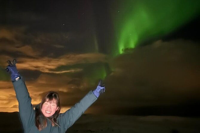 northern-lights-guided-tour-with-professional-photos