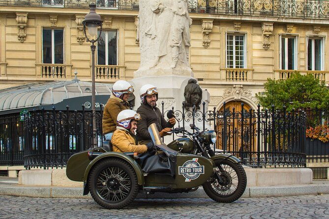 paris-private-flexible-duration-guided-tour-on-a-vintage-sidecar