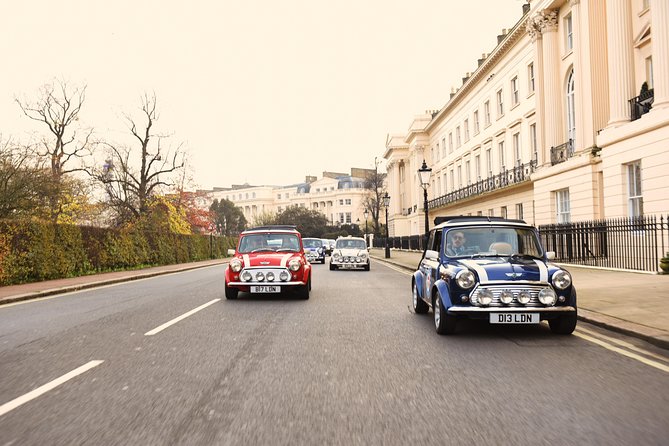 private-panoramic-tour-of-london-in-a-classic-car