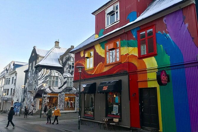 reykjavik-small-group-walking-tour-by-citywalk