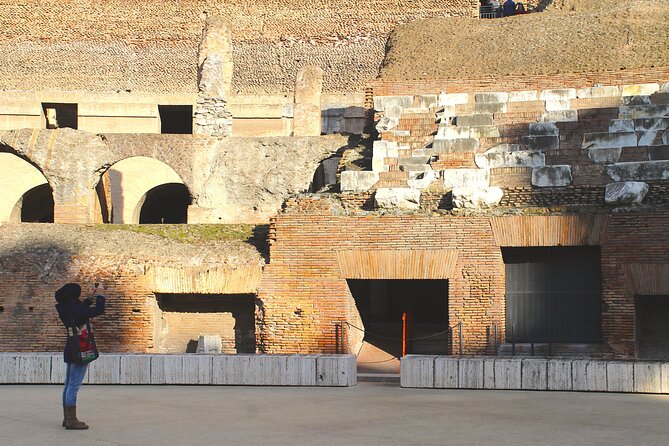 rome-colosseum-and-roman-forum-private-tour