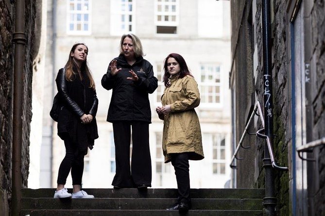 royal-mile-small-group-walking-tour-optional-edinburgh-castle