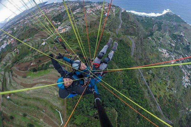 tandem-paragliding-flight-in-south-tenerife