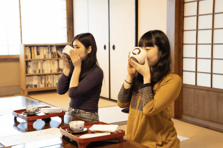 tokyo-zen-meditation-at-a-private-temple-with-a-monk