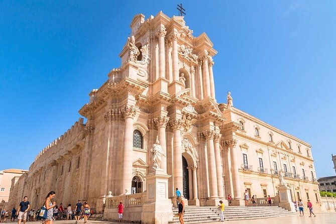 transfer-from-catania-airport-to-syracuse-or-taormina