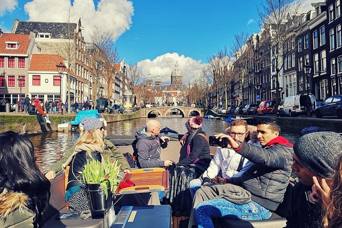 amsterdam-canal-cruise-on-a-small-open-boat-max-12-guests