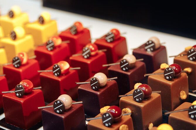 brussels-chocolate-walking-tour-and-workshop