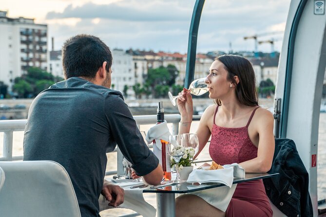 budapest-danube-river-candlelit-dinner-cruise-with-live-music