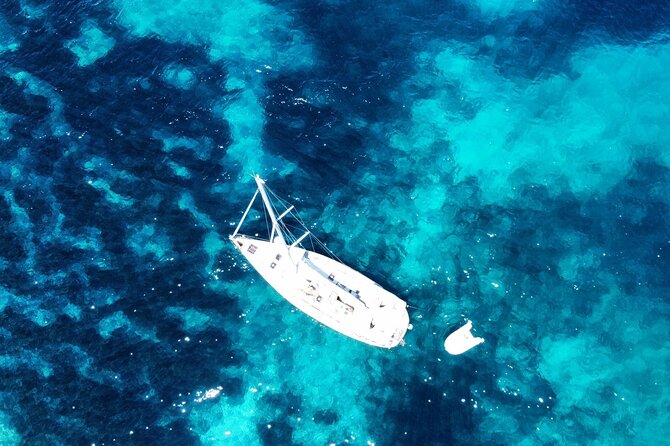 day-cruise-by-sailboat-route-bari-and-its-coastline