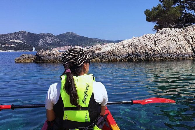 guided-kayaking-tour-to-pakleni-islands