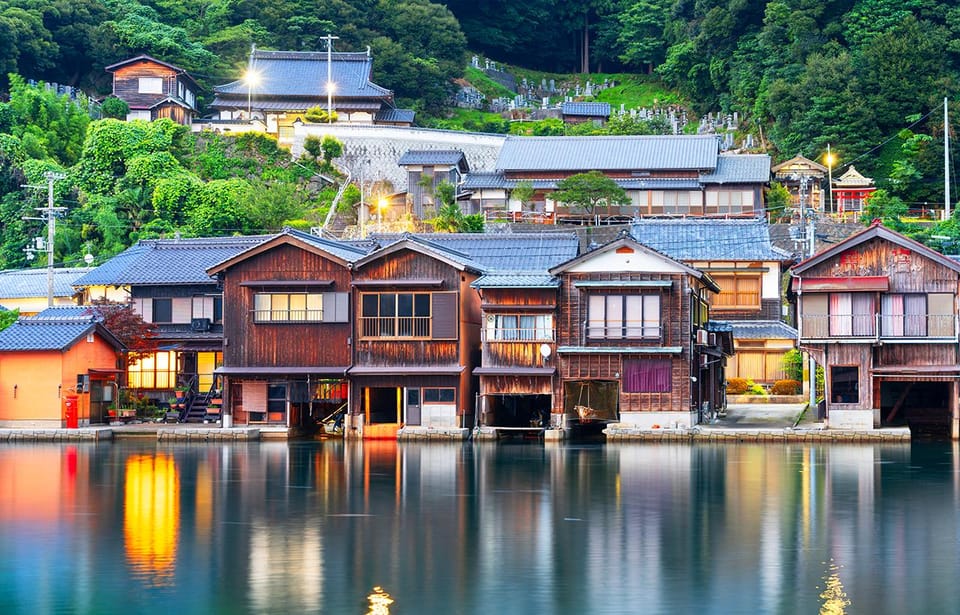 kyoto-osaka-amanohashidate-and-ine-boathouse-full-day-tour