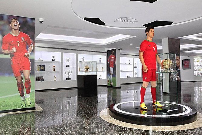 madeira-private-cristiano-ronaldo-tour-with-cr7-museum