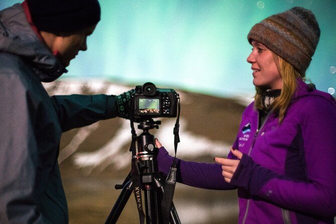 northern-lights-minibus-tour-with-hot-cocoa-blankets-photos