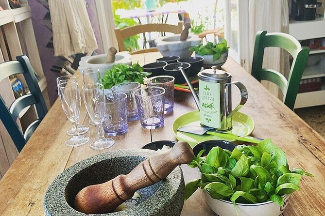 pasta-pesto-and-tiramisu-class-riomaggiore-cinque-terre