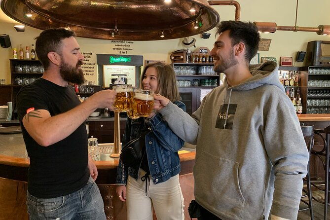 pubs-of-prague-historic-tour-with-drinks-included
