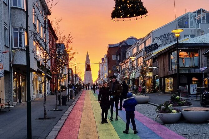 reykjavik-small-group-walking-tour-by-citywalk