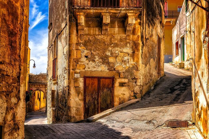 shared-tour-by-minivan-or-car-from-syracuse-to-ragusa-noto-and-modica