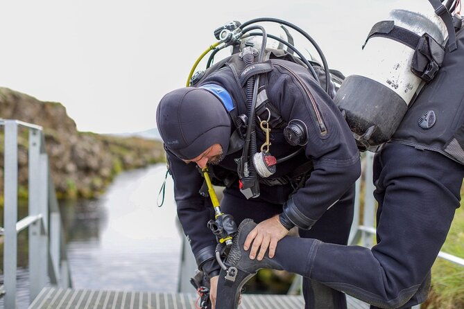 silfra-diving-between-tectonic-plates-and-pick-up-from-reykjavik