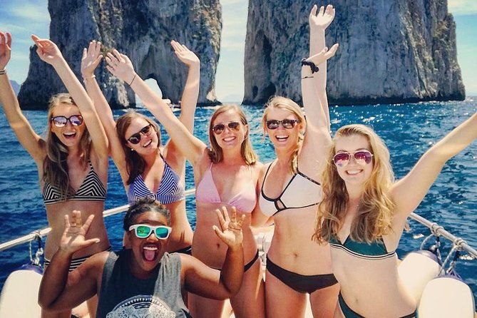 small-group-boat-day-excursion-to-capri-island-from-sorrento