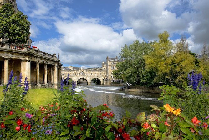 stonehenge-and-bath-day-trip-from-london-with-optional-roman-baths-visit