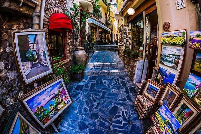 taormina-and-castelmola-private-and-guided-tour-with-arancino