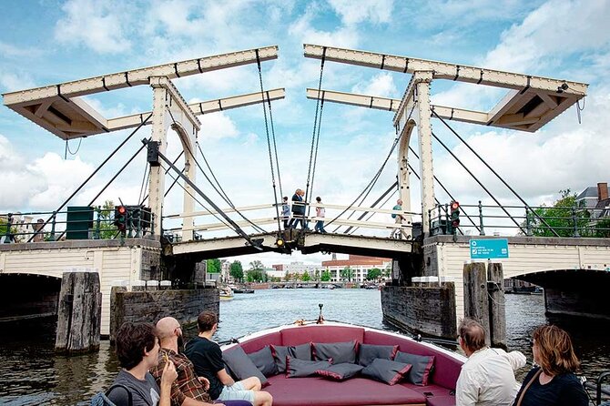the-cozy-and-fun-canal-tour
