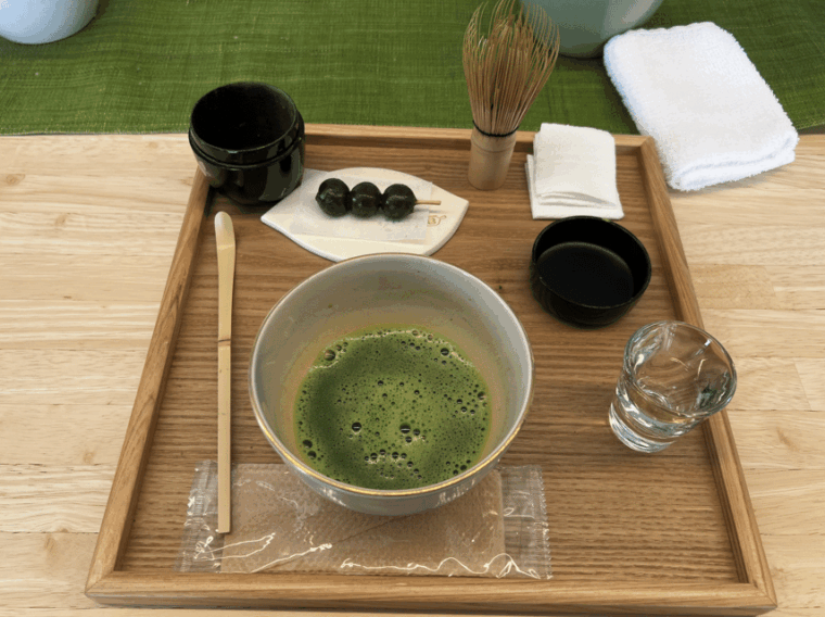 tokyo-zen-meditation-at-a-private-temple-with-a-monk
