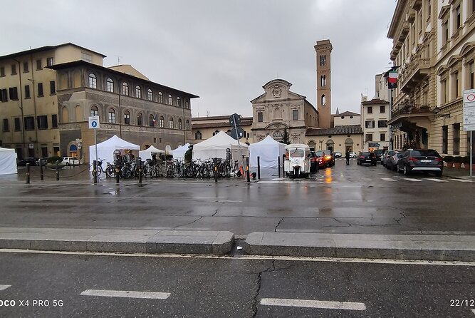 tour-of-florence-oldtown-in-golf-cart-etuktuk-minimum-2-pax
