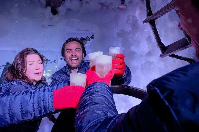 xtracold-icebar-amsterdam-1-hour-canal-cruise
