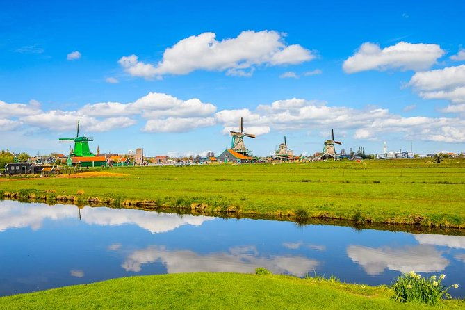 zaanse-schans-edam-volendam-and-marken-tour