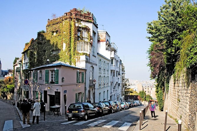 paris-montmartre-walking-tour-best-art-culture-and-food