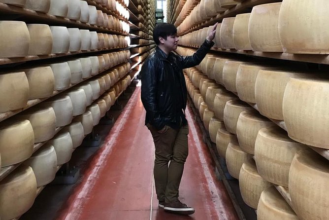 private-day-tour-lunch-parmesan-wine-and-vinegar-tasting