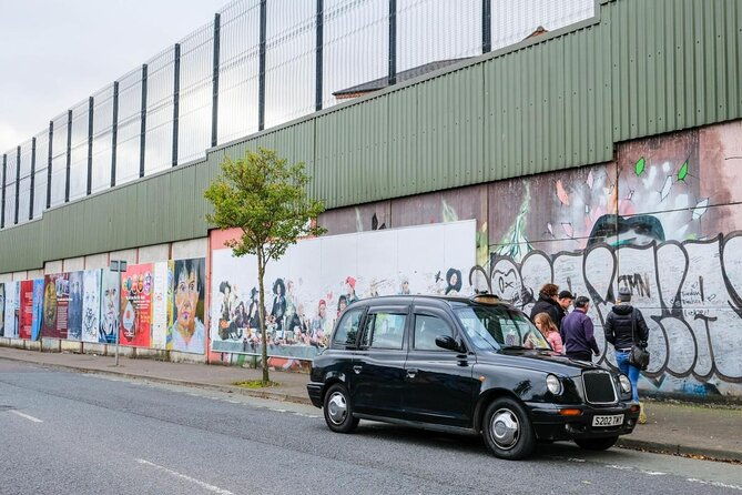 award-winners-express-2-hrs-black-taxi-tours-and-mural-taxi-tour