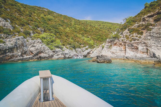 blue-cave-5-islands-speedboat-trip-from-split-ticket-included