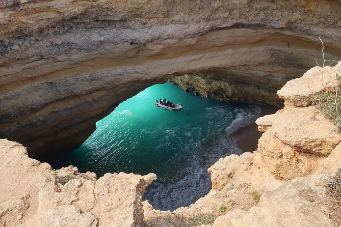 boat-trip-to-the-benagil-caves-from-armacao-de-pera