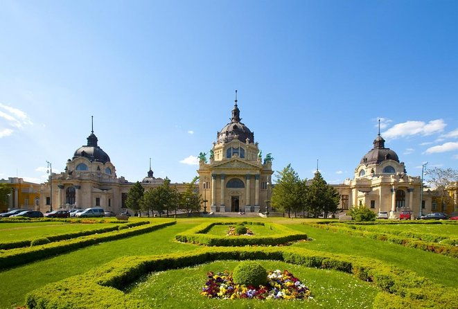 budapest-all-in-one-walking-tour-with-strudel-stop