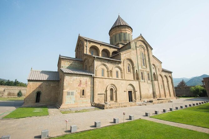 day-trip-to-mtskheta-gori-and-uplistsikhe