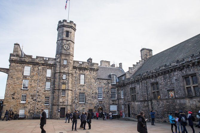 edinburgh-skip-the-ticket-line-castle-walking-tour
