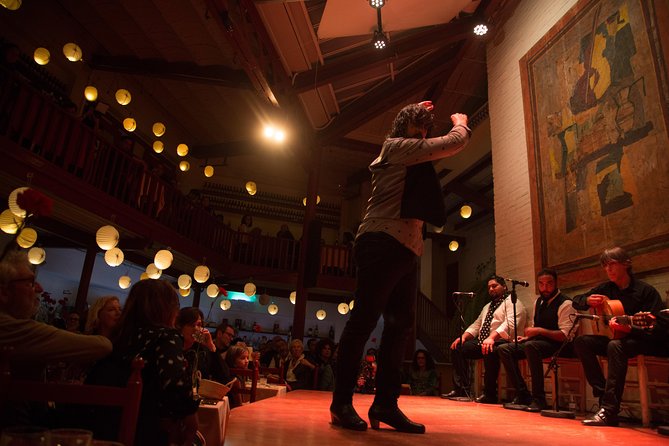 flamenco-night-at-tablao-de-carmen-with-tasting-menu-or-dinner