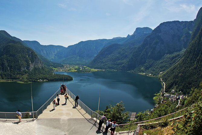 hallstatt-day-trip-from-vienna-with-skywalk
