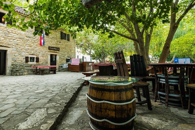 krka-waterfalls-day-tour-with-boat-ride-from-split-and-trogir