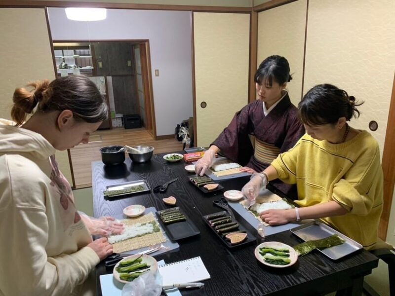 kyoto-master-the-art-of-kazarimaki-sushi-rolls-class