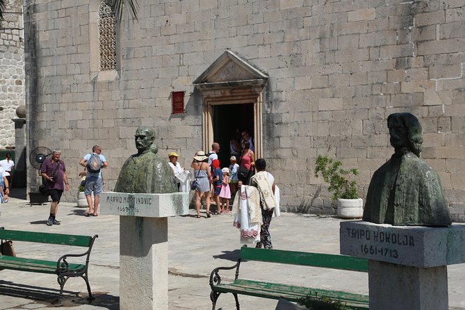 lady-of-the-rocks-island-and-perast-old-town-kotor-tour-2-hours