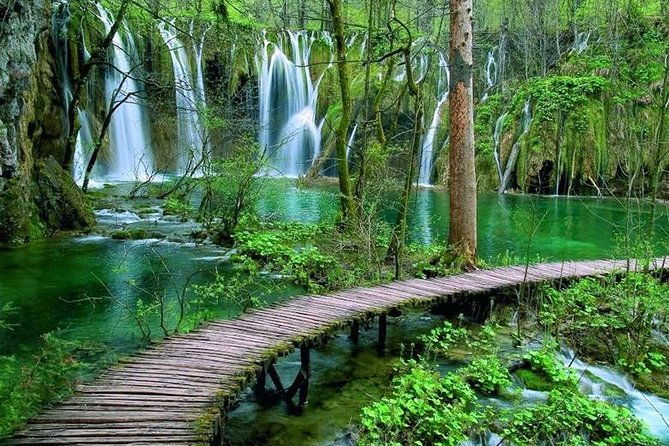 plitvice-lakes-day-tour-with-boat-ride-tickets-reserved