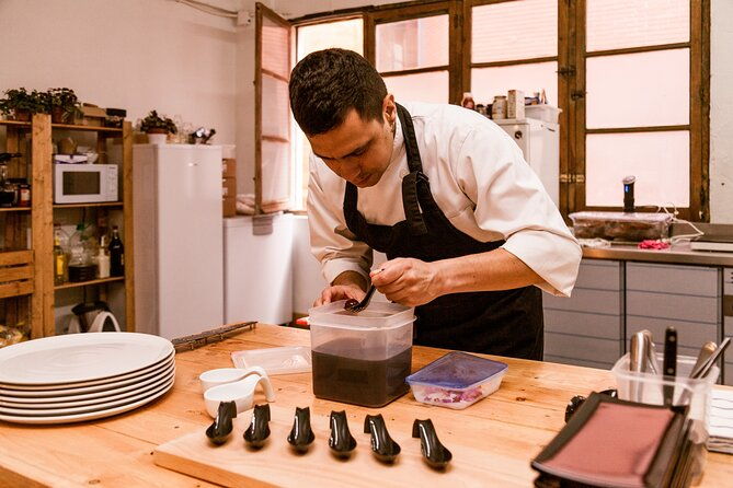 private-workshop-preparation-of-pintxos-with-lunch-in-bilbao