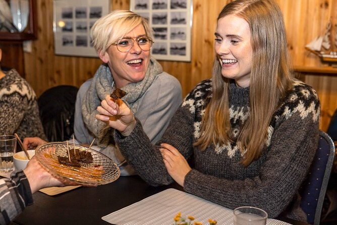 reykjavik-food-lovers-tour-icelandic-traditional-food